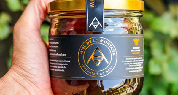 Colombian Honey made for Peace Building